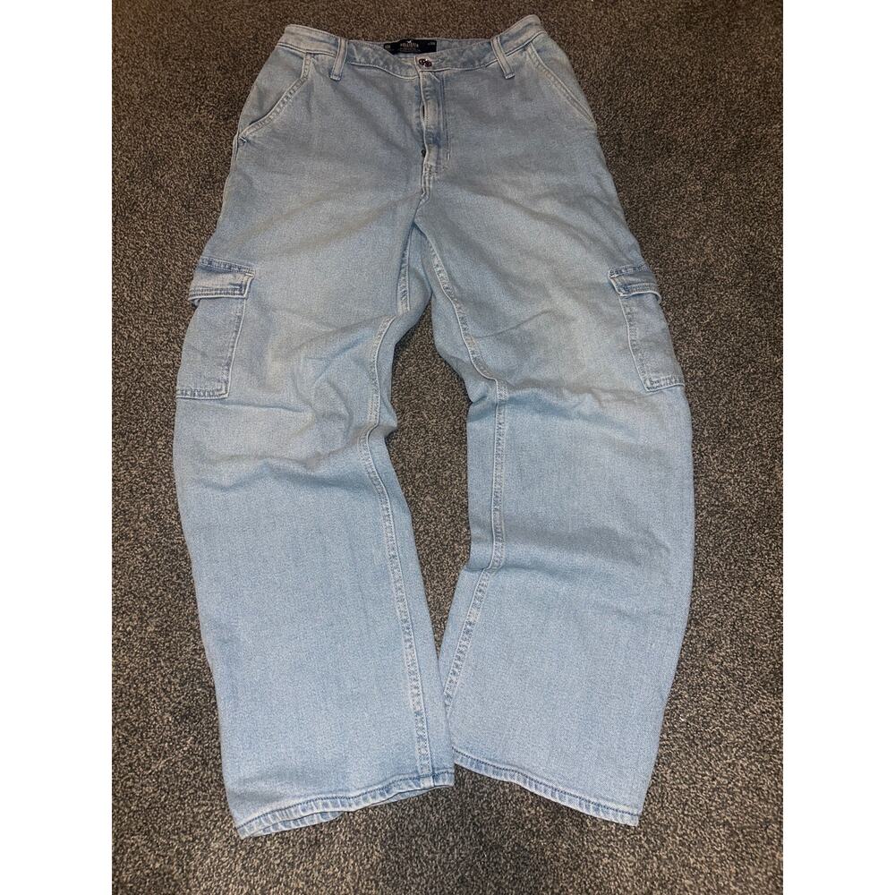 Hollister Ultra High Rise Dad Cargo Jean Size 10R